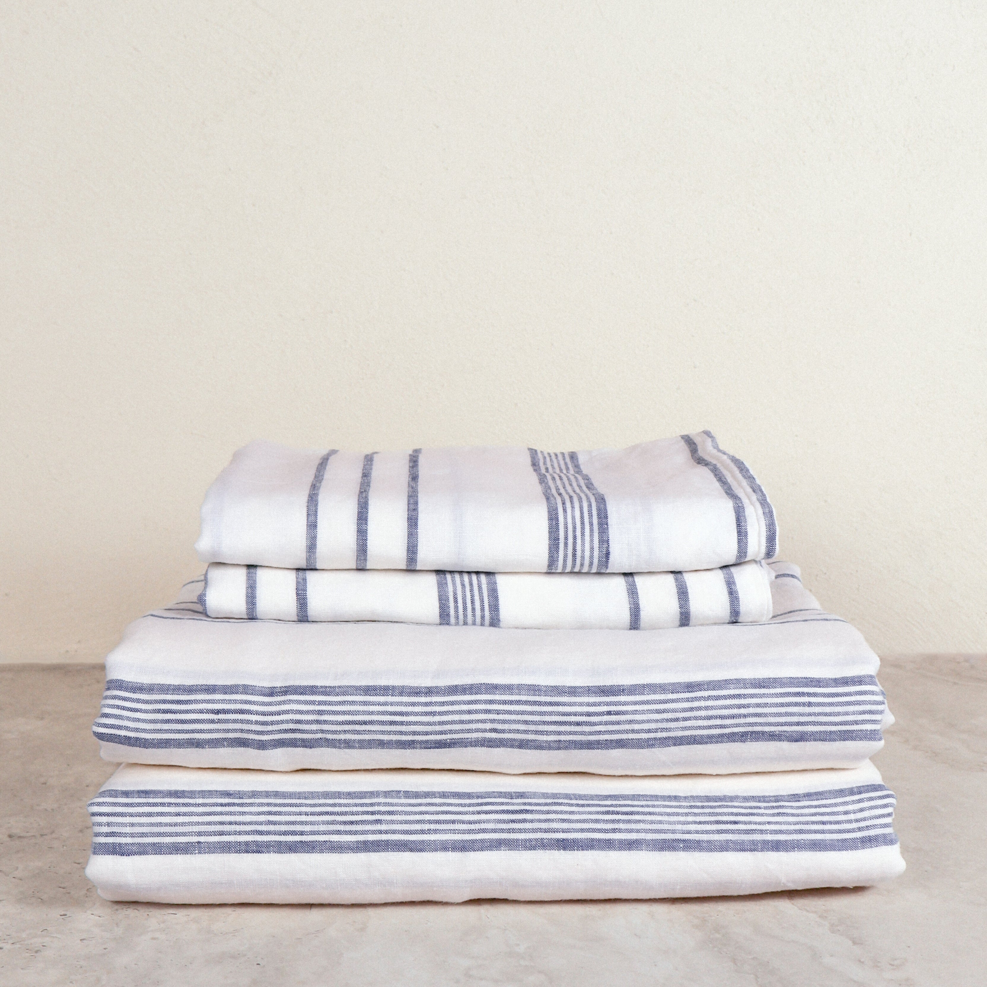 Linen Social Blue Amalffi Sheet Set